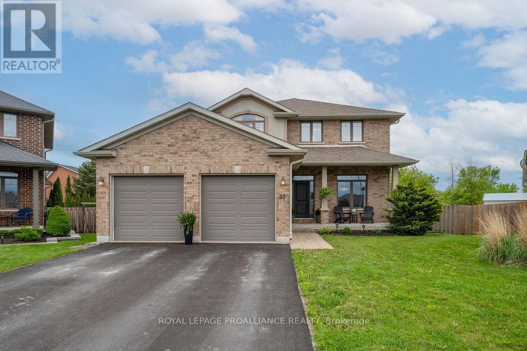 












33 BUTTERNUT COURT

,
Belleville (Belleville Ward),




Ontario
K8P0C5

