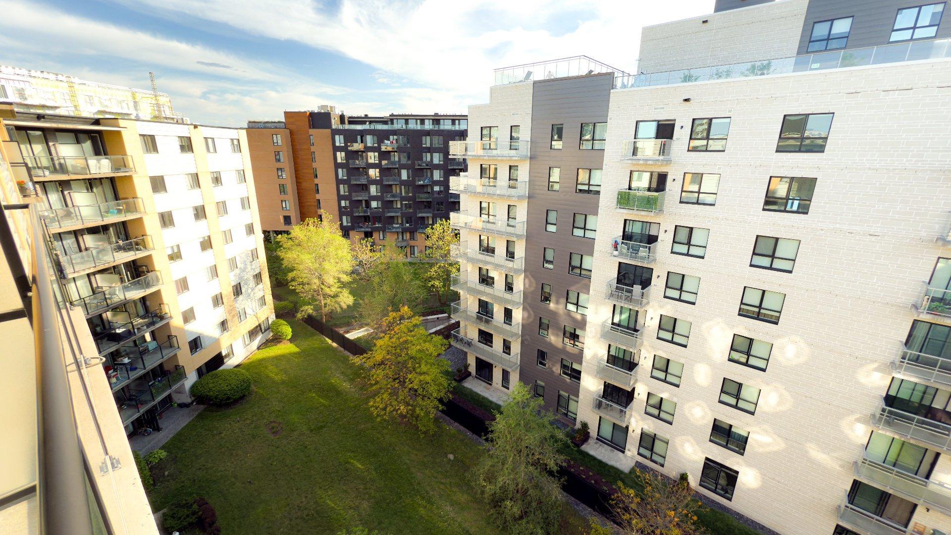 









5025


Rue Paré

, 816,
Montréal (Côte-des-Neiges/Notre-Dame-de-Grâce),




QC
H4P1P4

