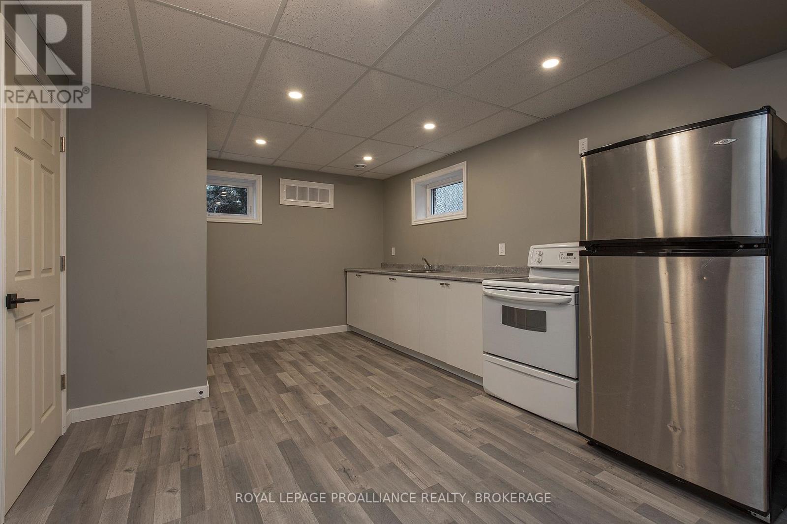 












247 NORMAN ROGERS DRIVE

,
Kingston (Central City West),




Ontario
K7M2R5

