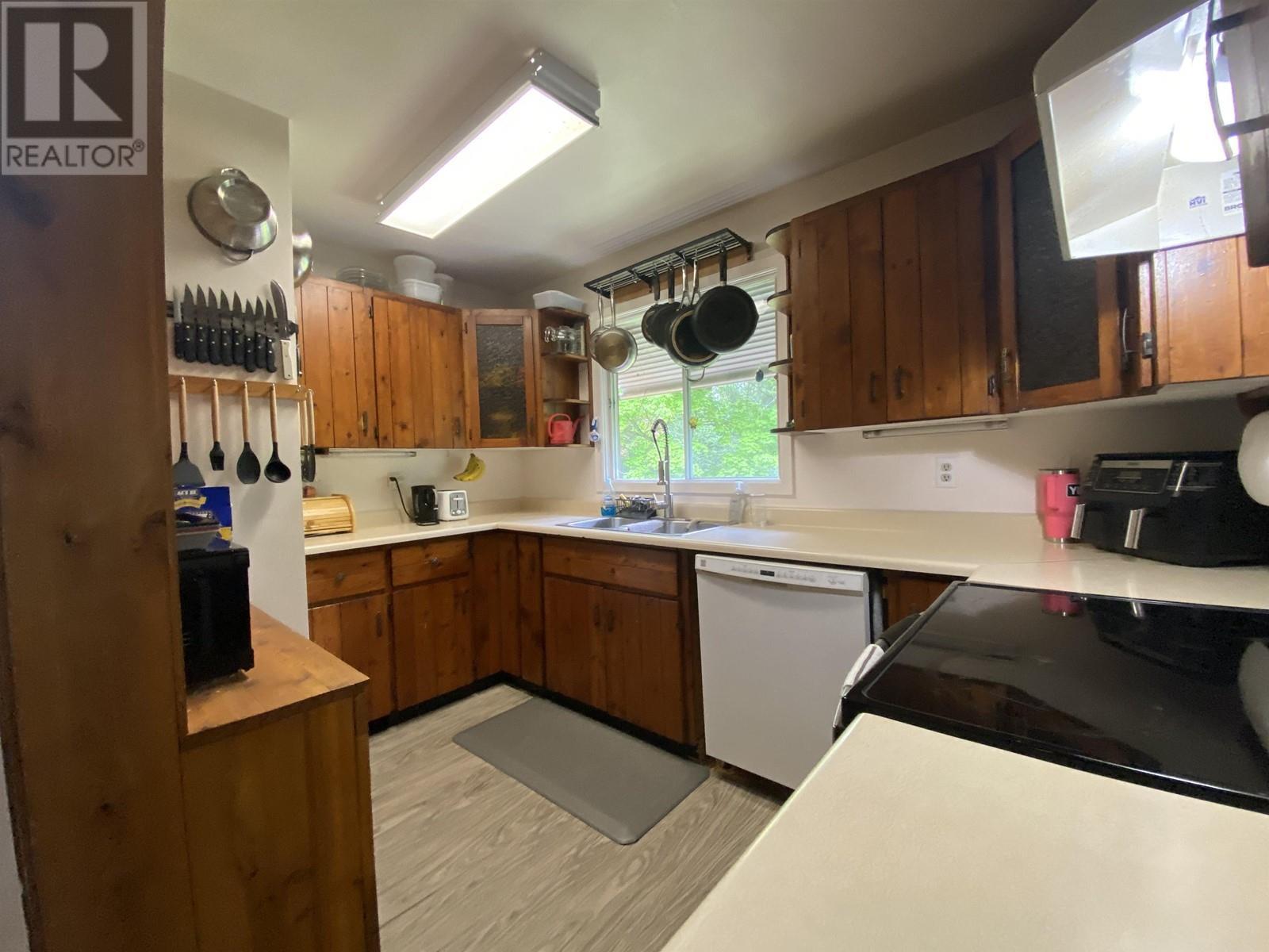 












2128 GRANDVIEW DRIVE

,
Terrace,




British Columbia
V8G0A8

