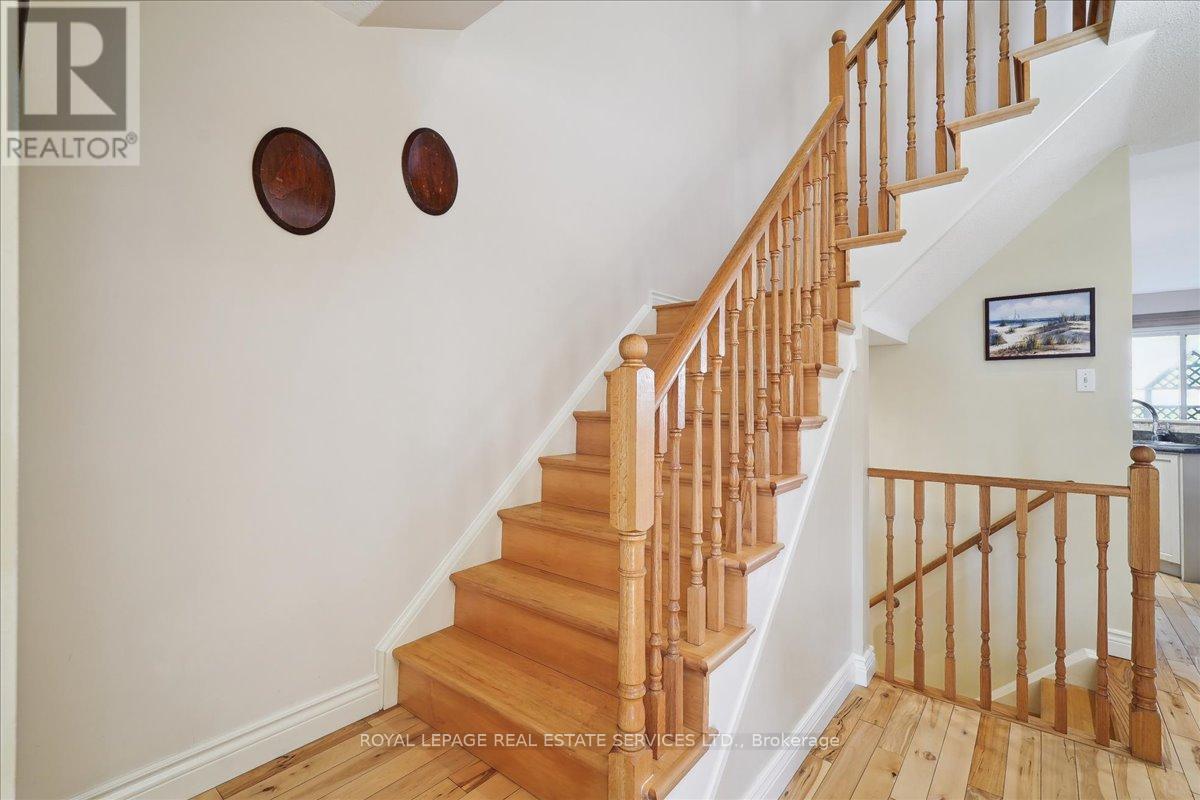 












86 NAHANNI DRIVE

,
Richmond Hill,




Ontario
L4B4L4

