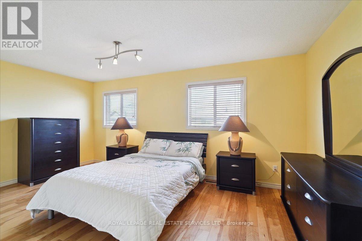 












86 NAHANNI DRIVE

,
Richmond Hill,




Ontario
L4B4L4

