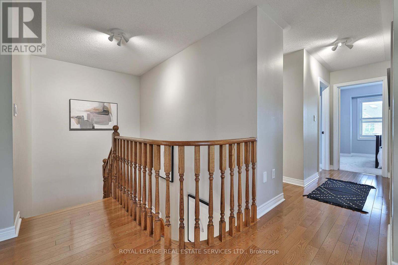 












3222 EPWORTH CRESCENT

,
Oakville,




Ontario
L6M0B3

