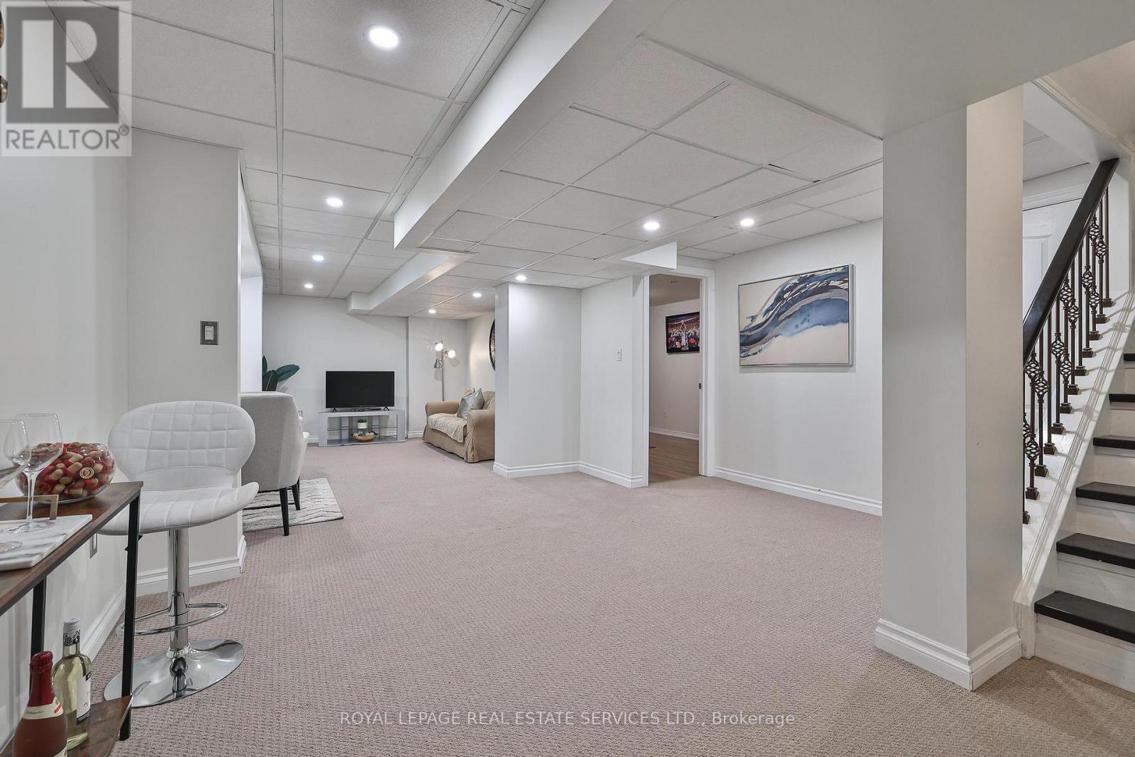 












3222 EPWORTH CRESCENT

,
Oakville,




Ontario
L6M0B3

