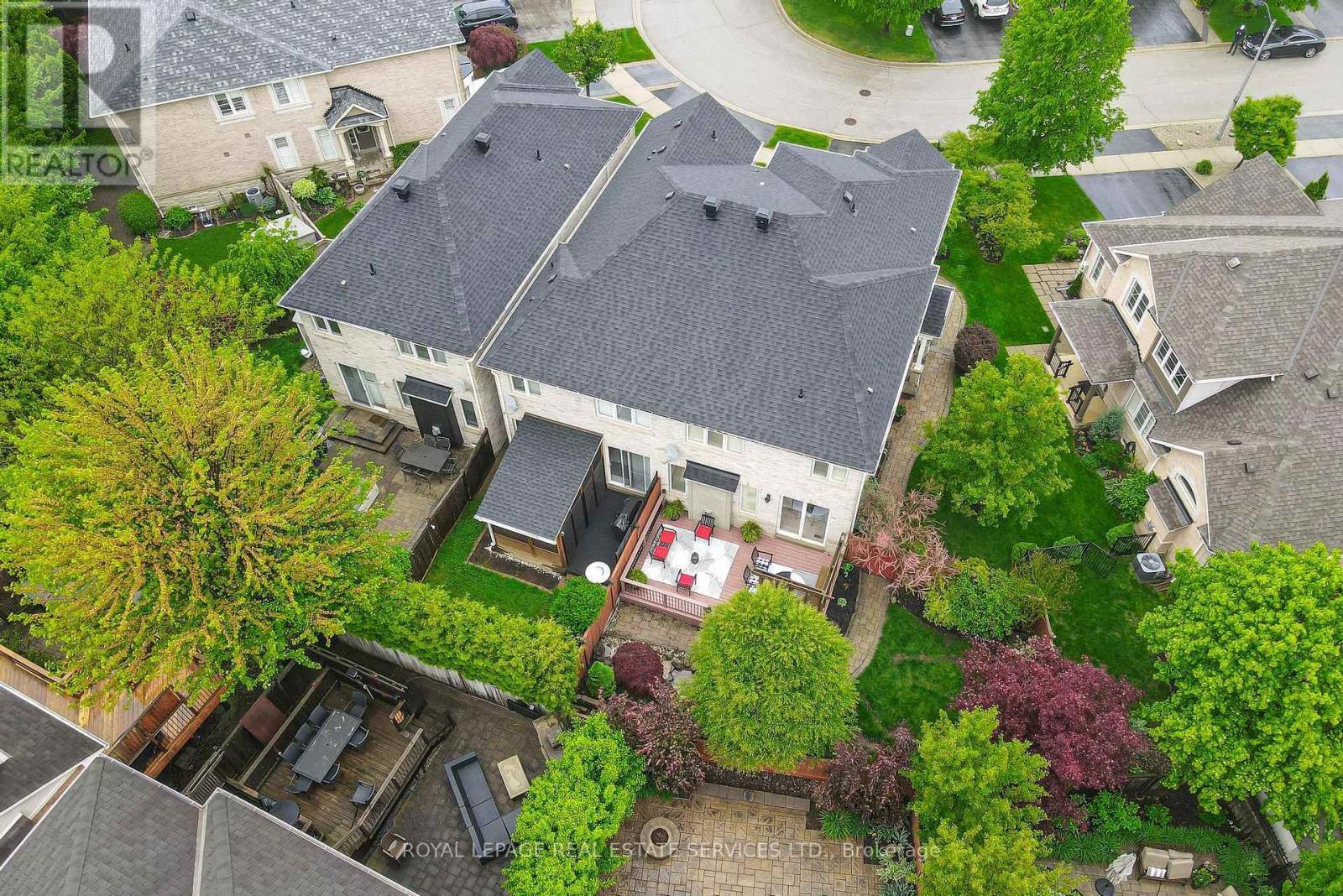 












3222 EPWORTH CRESCENT

,
Oakville,




Ontario
L6M0B3

