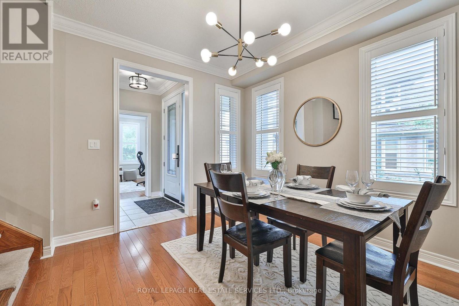 












3222 EPWORTH CRESCENT

,
Oakville,




Ontario
L6M0B3

