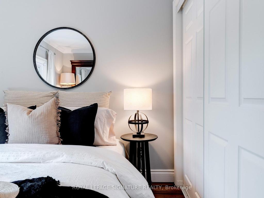 









53


Normandy

Place,
Oakville,




ON
L6K 1R9

