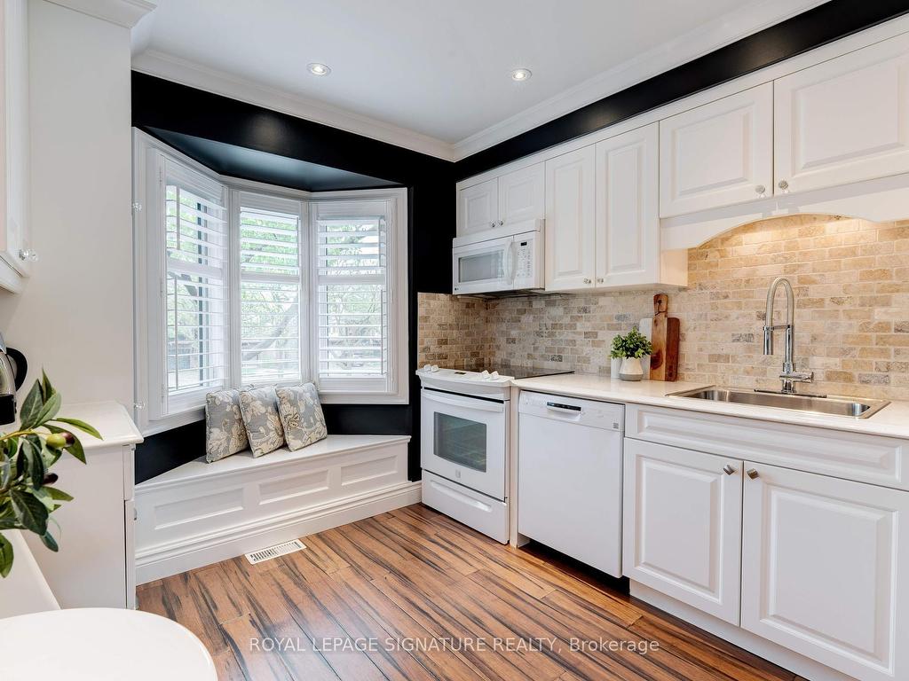 









53


Normandy

Place,
Oakville,




ON
L6K 1R9

