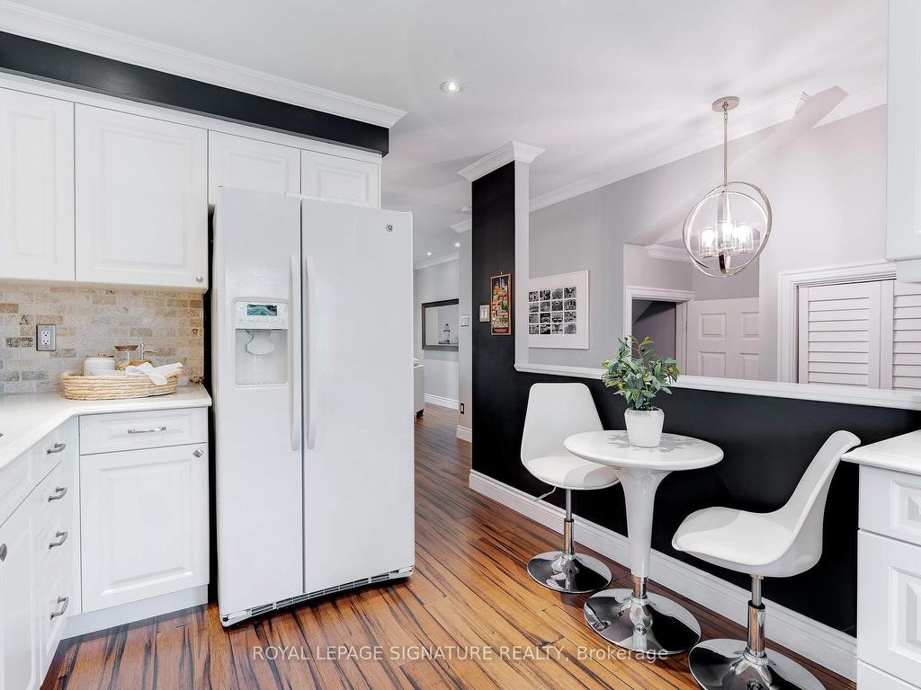 









53


Normandy

Place,
Oakville,




ON
L6K 1R9

