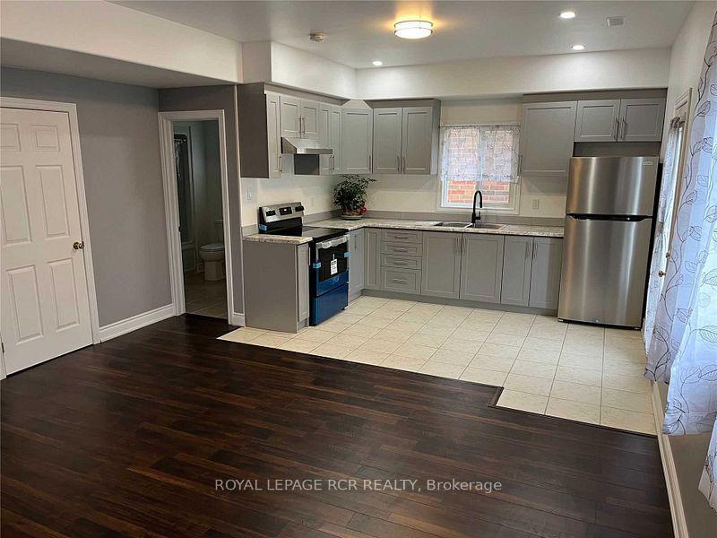 









41


Wallace

Street,
New Tecumseth,




ON
L9R 2G5

