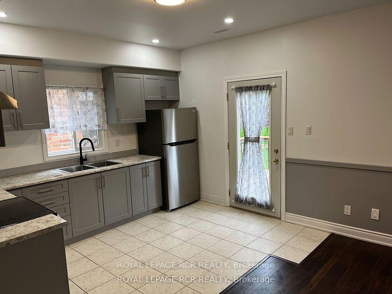 









41


Wallace

Street,
New Tecumseth,




ON
L9R 2G5

