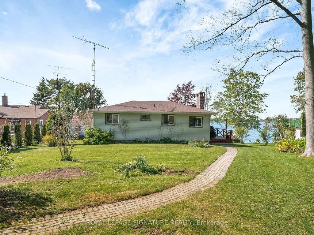 









318


Island

Road,
Prince Edward County,




ON
K0K 2T0

