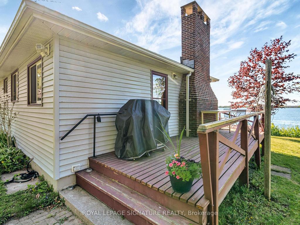 









318


Island

Road,
Prince Edward County,




ON
K0K 2T0

