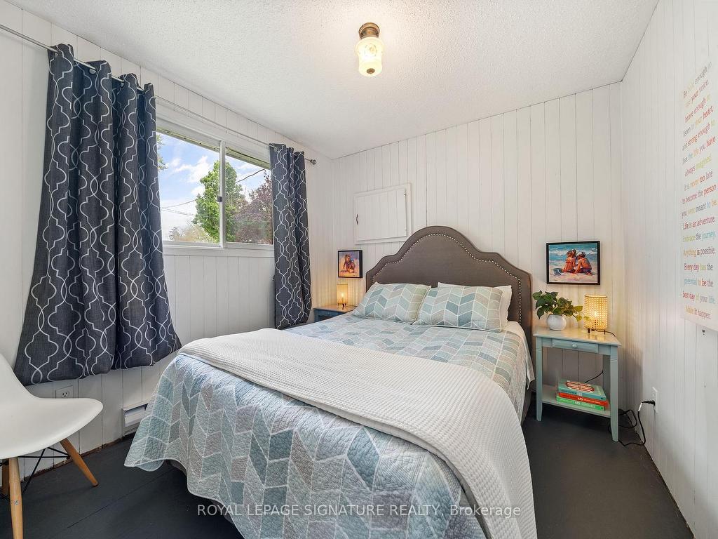 









318


Island

Road,
Prince Edward County,




ON
K0K 2T0


