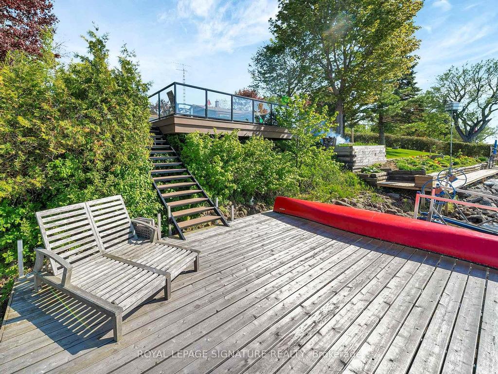 









318


Island

Road,
Prince Edward County,




ON
K0K 2T0

