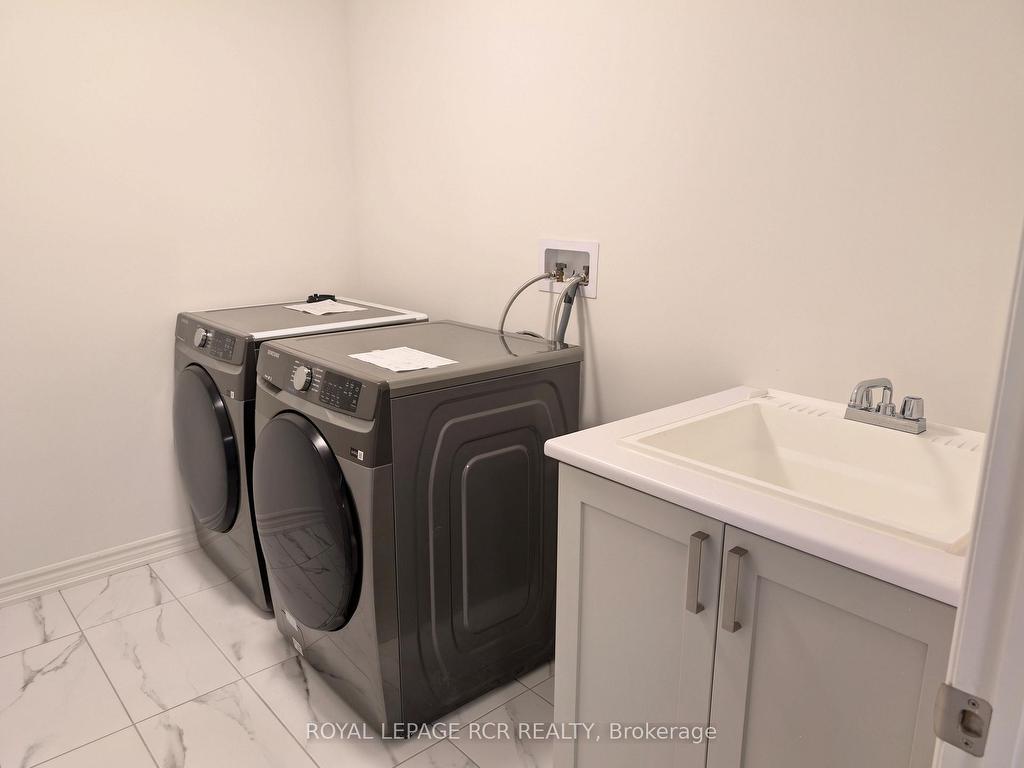 









22


Sandhill

Crescent,
Adjala-Tosorontio,




ON
L0G 1W0

