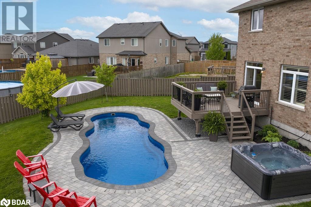 












33 BUTTERNUT Court

,
Belleville,




Ontario
K8P0C5

