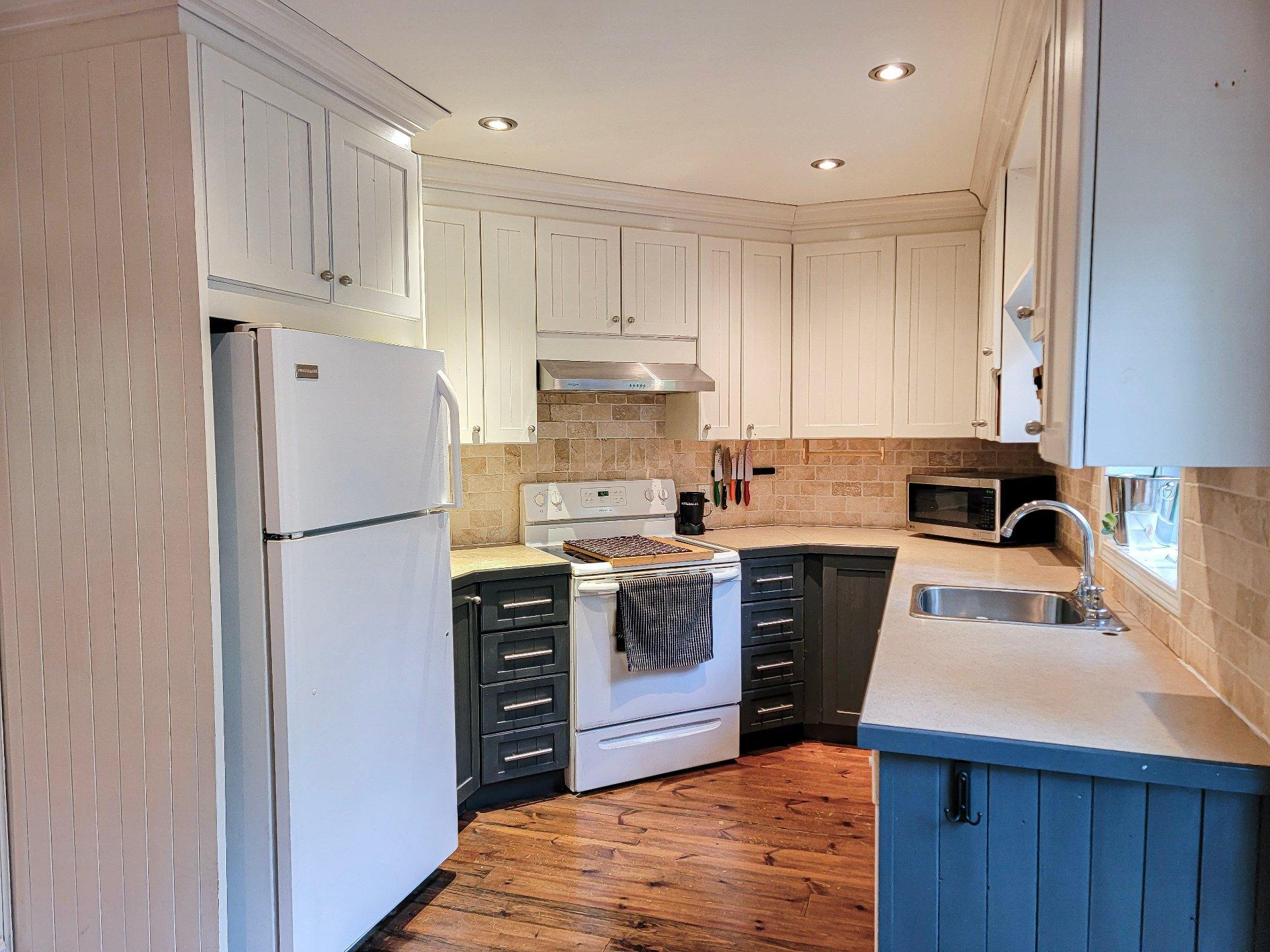 









34


Rue Champêtre

,
Saint-Hippolyte,




QC
J8A3R3


