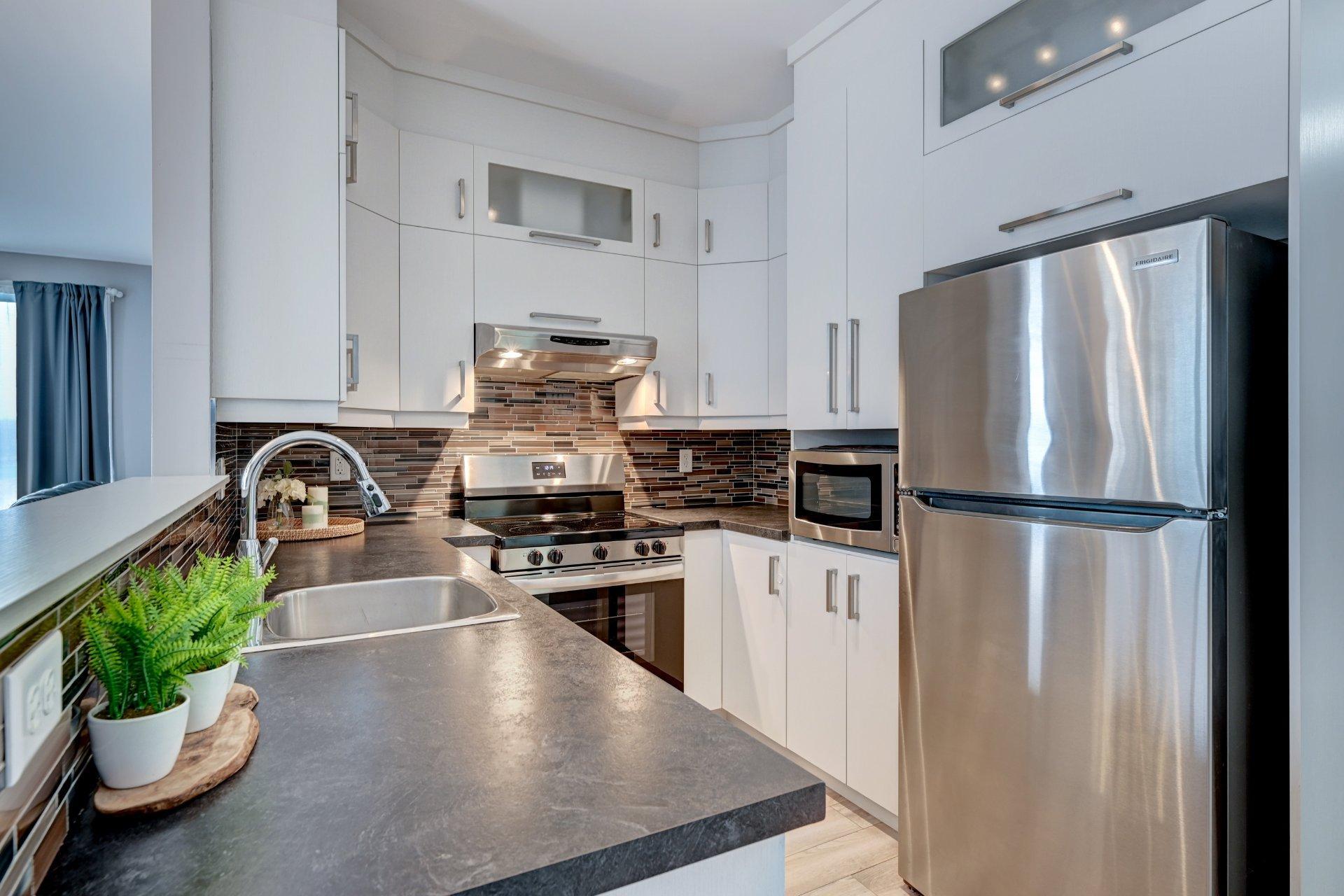 









1200


Boul. Lucille-Teasdale

, 200,
Terrebonne (Lachenaie),




QC
J6V0C9

