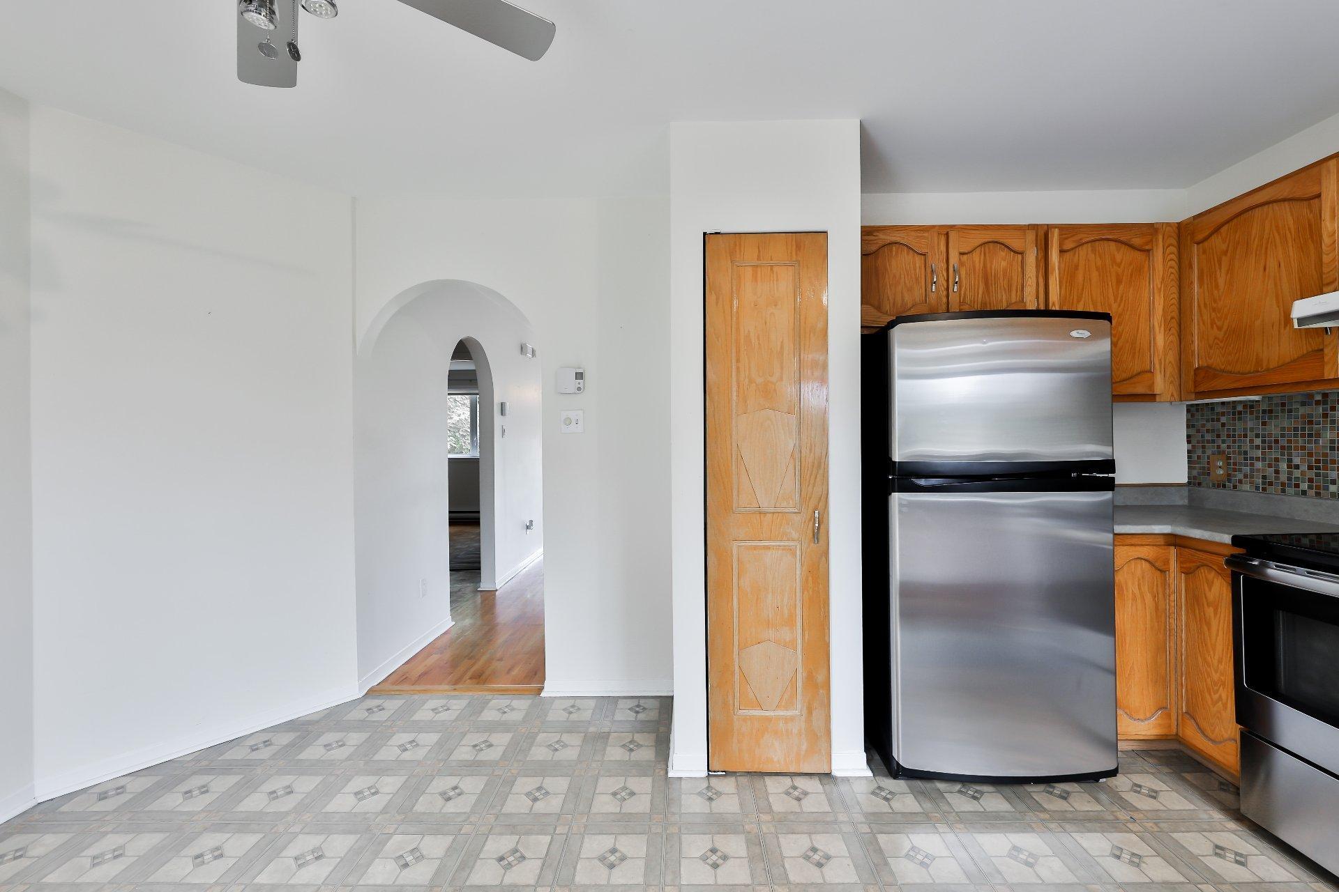









1


Rue Larivée

,
Vaudreuil-Dorion,




QC
J7V8P5

