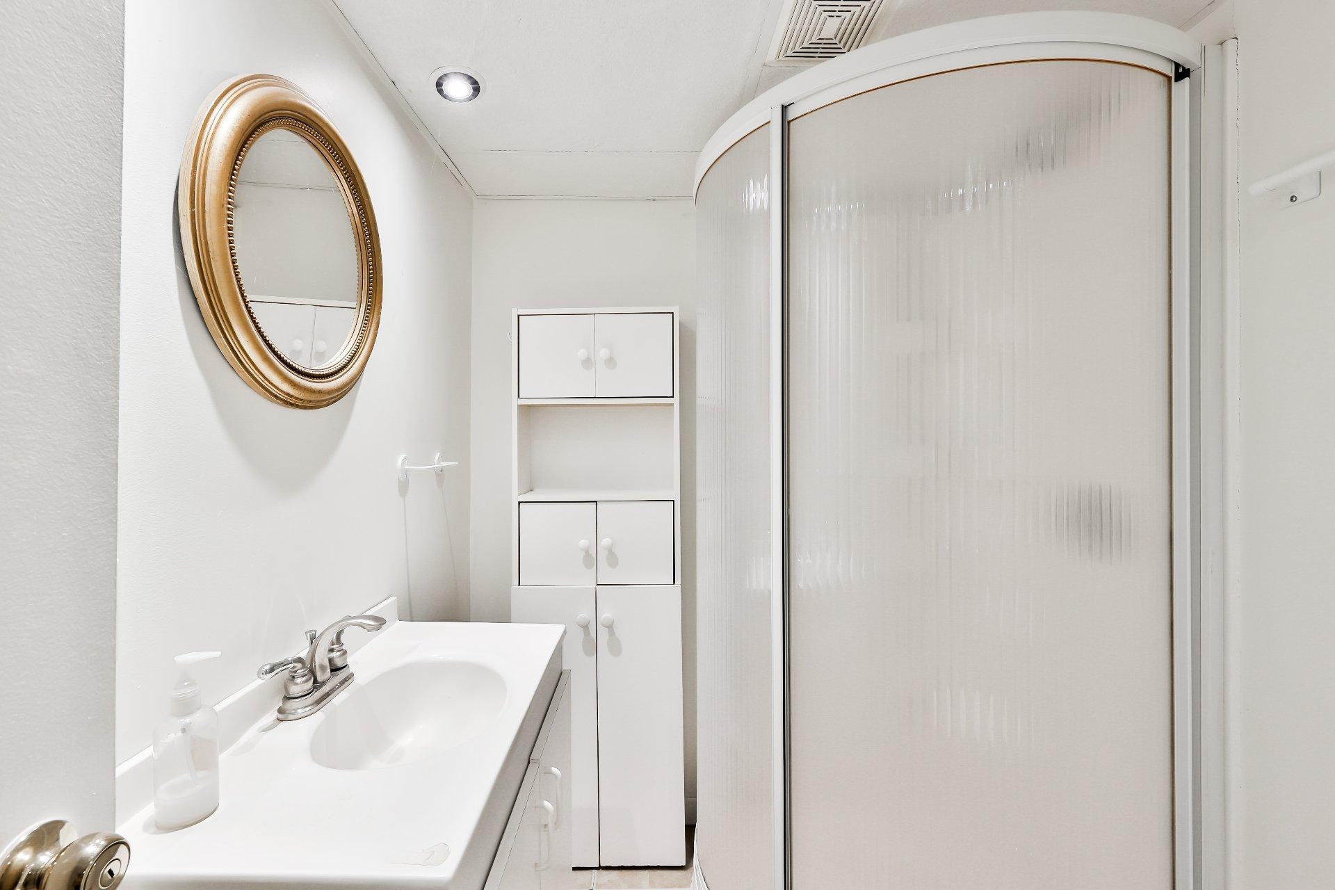









1


Rue Larivée

,
Vaudreuil-Dorion,




QC
J7V8P5


