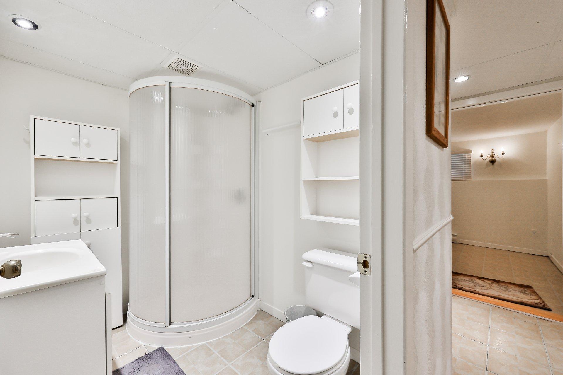 









1


Rue Larivée

,
Vaudreuil-Dorion,




QC
J7V8P5

