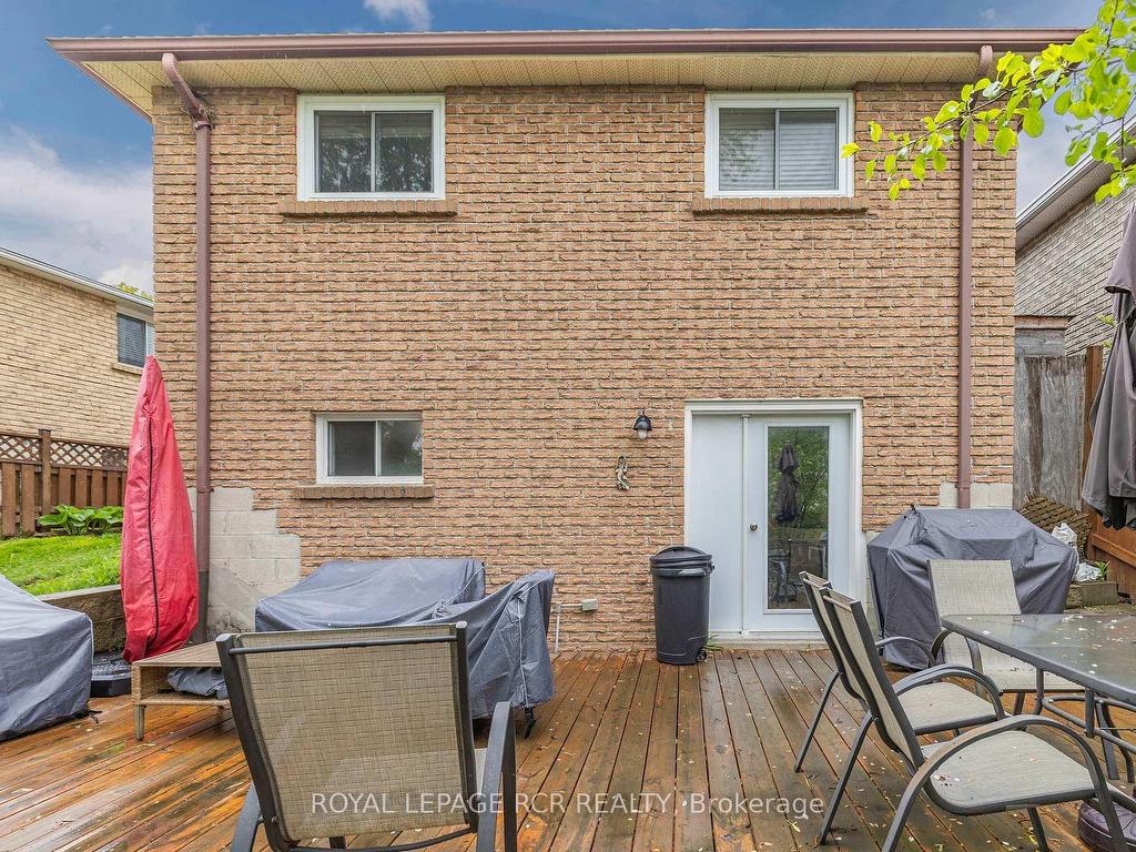 









116


Zima

Crescent,
Bradford West Gwillimbury,




ON
L3Z 2E4

