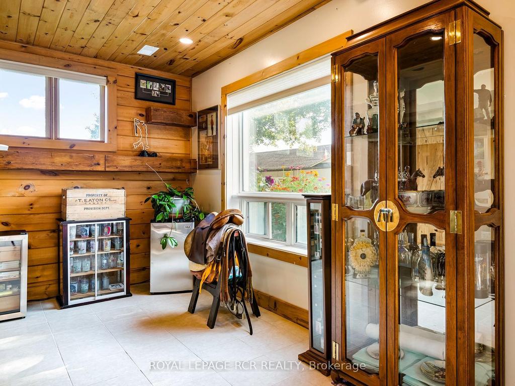 









16


Barbour

Drive,
Erin,




ON
N0B 1Z0

