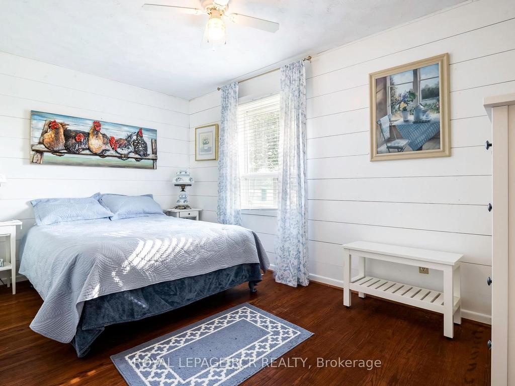 









16


Barbour

Drive,
Erin,




ON
N0B 1Z0

