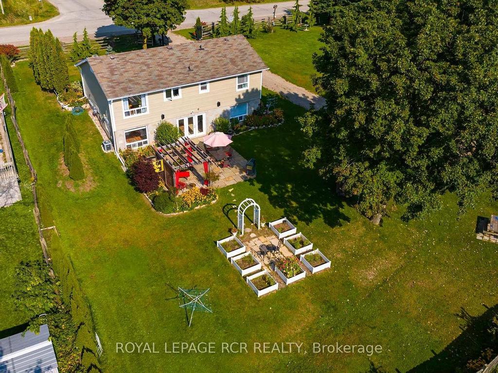 









16


Barbour

Drive,
Erin,




ON
N0B 1Z0

