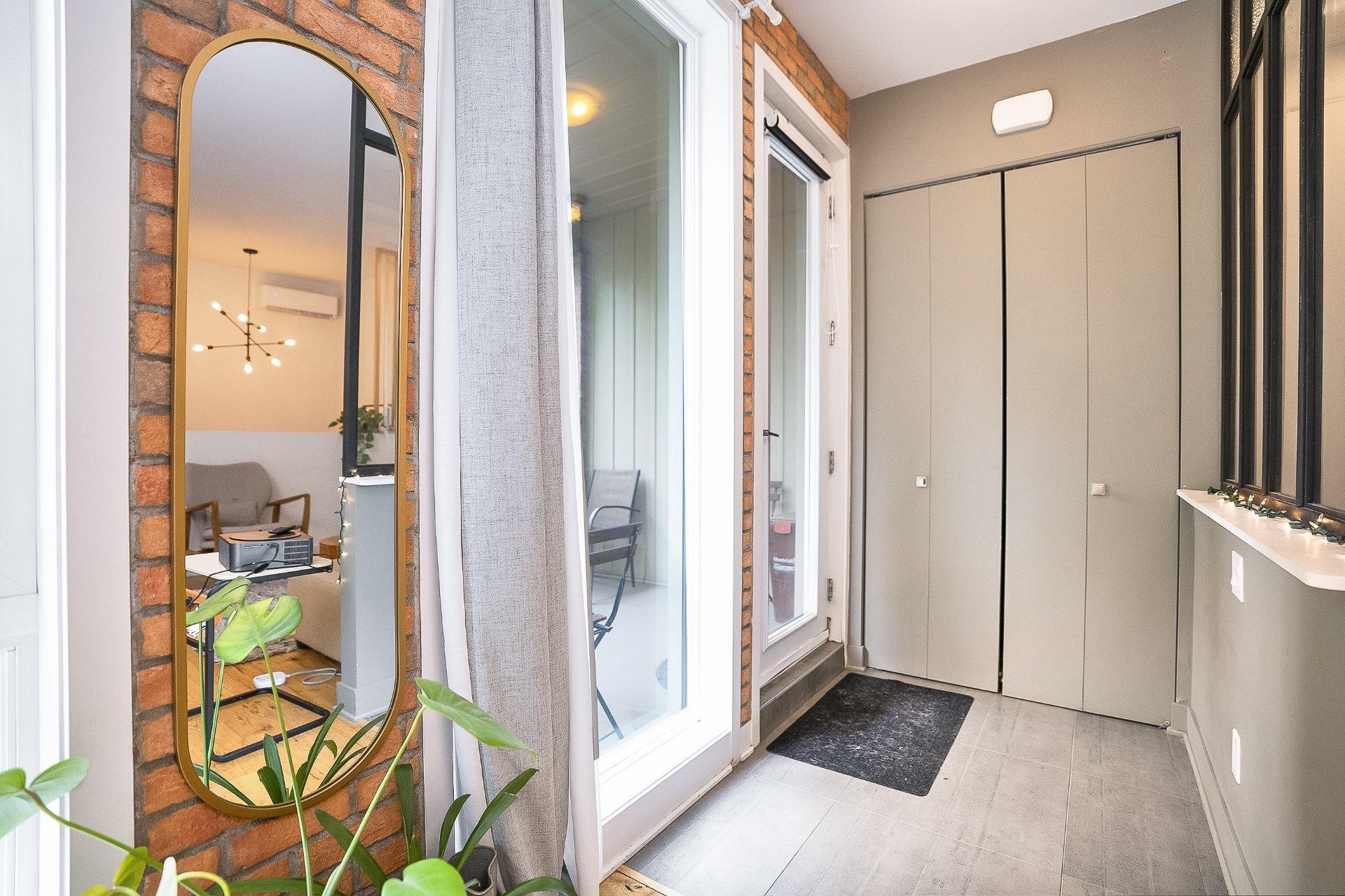 









1507


Rue Beaudry

, 103,
Montréal (Ville-Marie),




QC
H2L3E3

