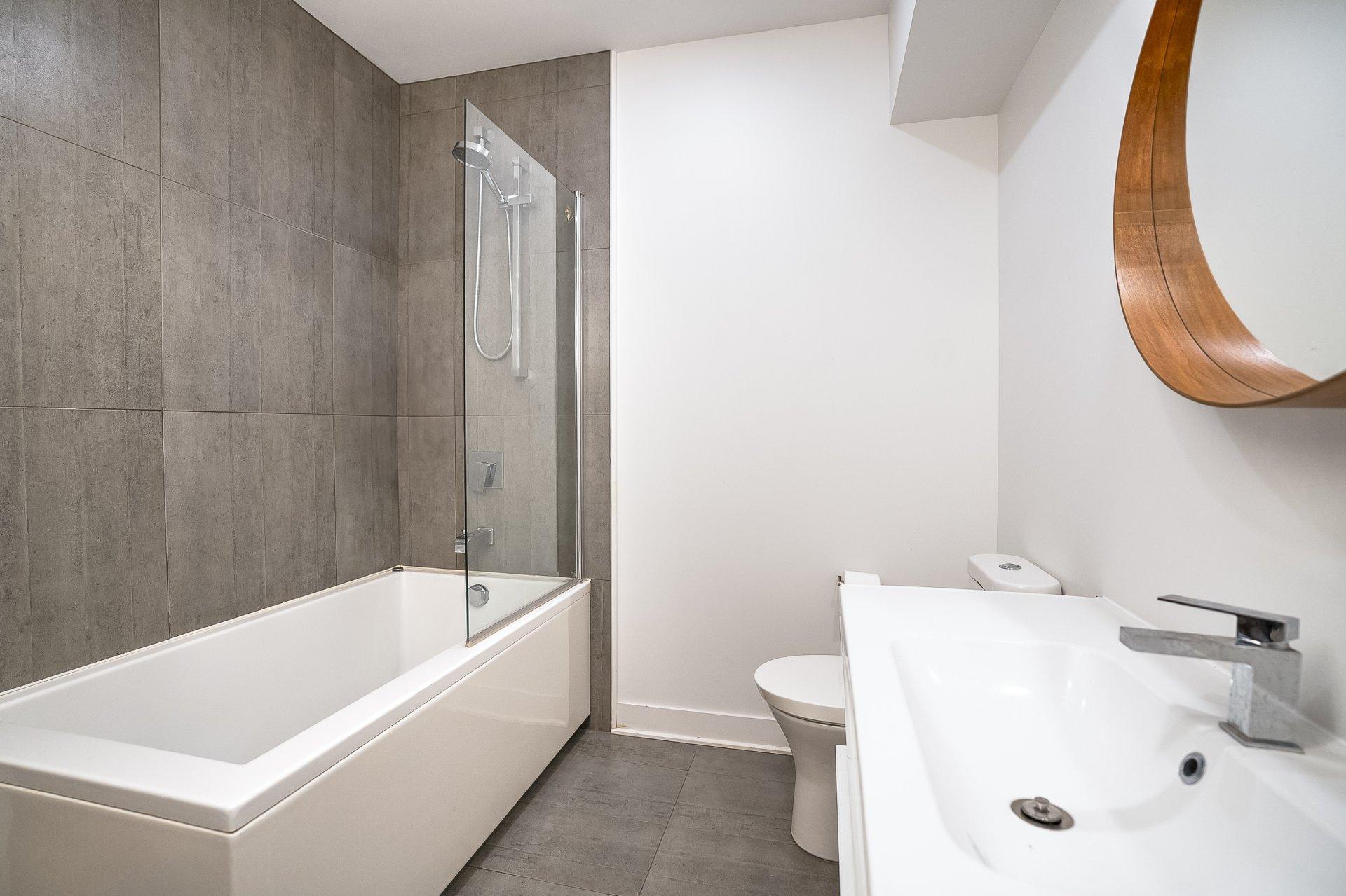 









1507


Rue Beaudry

, 103,
Montréal (Ville-Marie),




QC
H2L3E3

