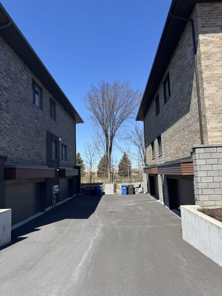 









38


Rue de Sofia

, 3,
Candiac,




QC
J5R6Y4

