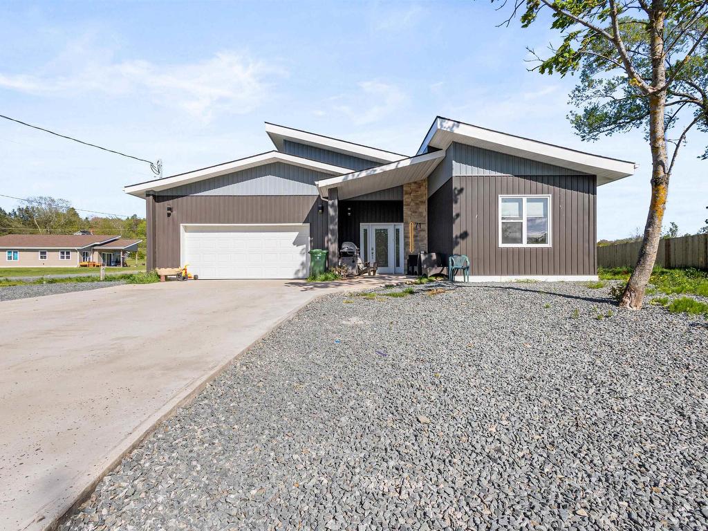 












70 CN Access Road

,
Shubenacadie,




NS
B0N 2H0

