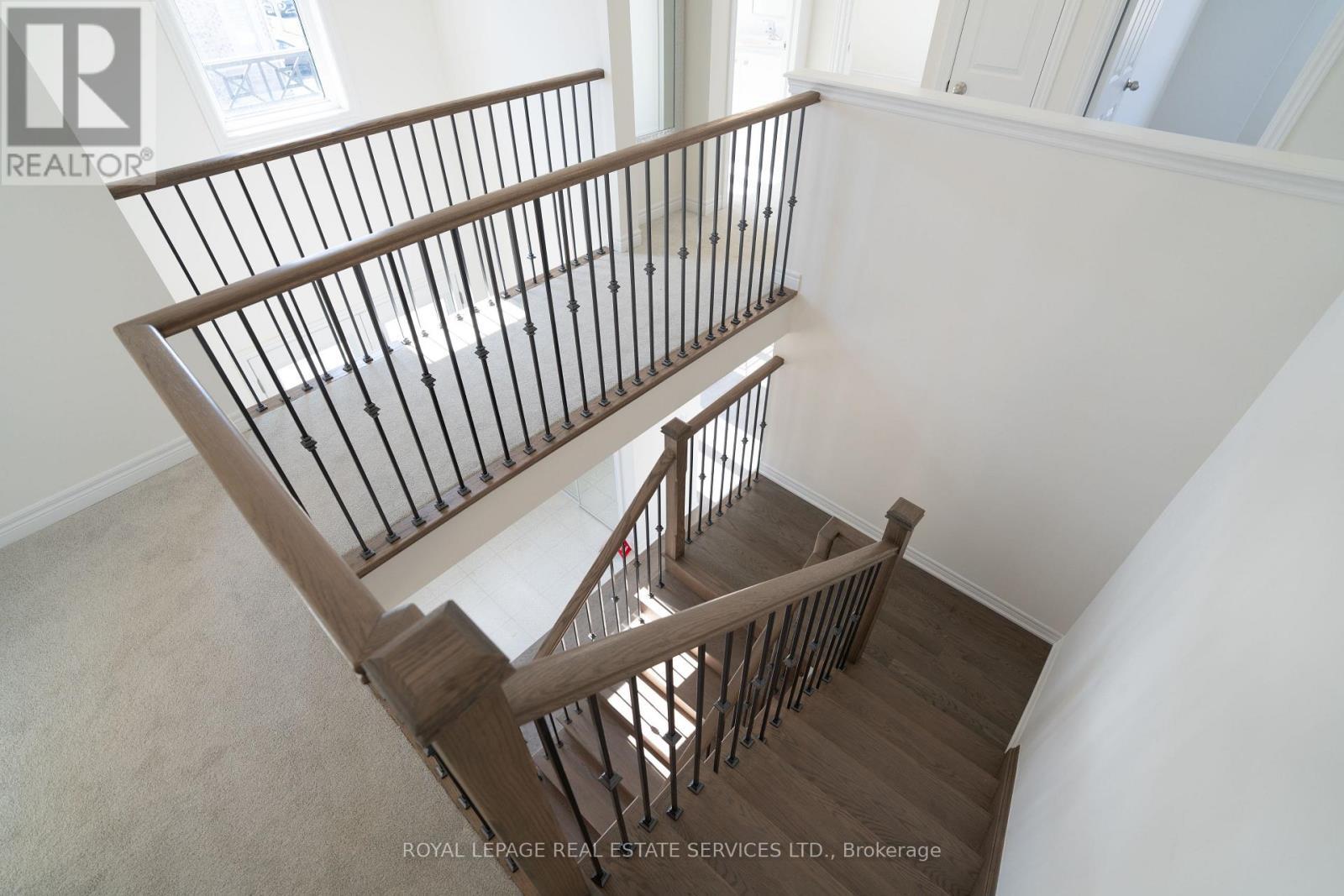 












3930 LEONARDO STREET

,
Burlington,




Ontario
L7M0Z8

