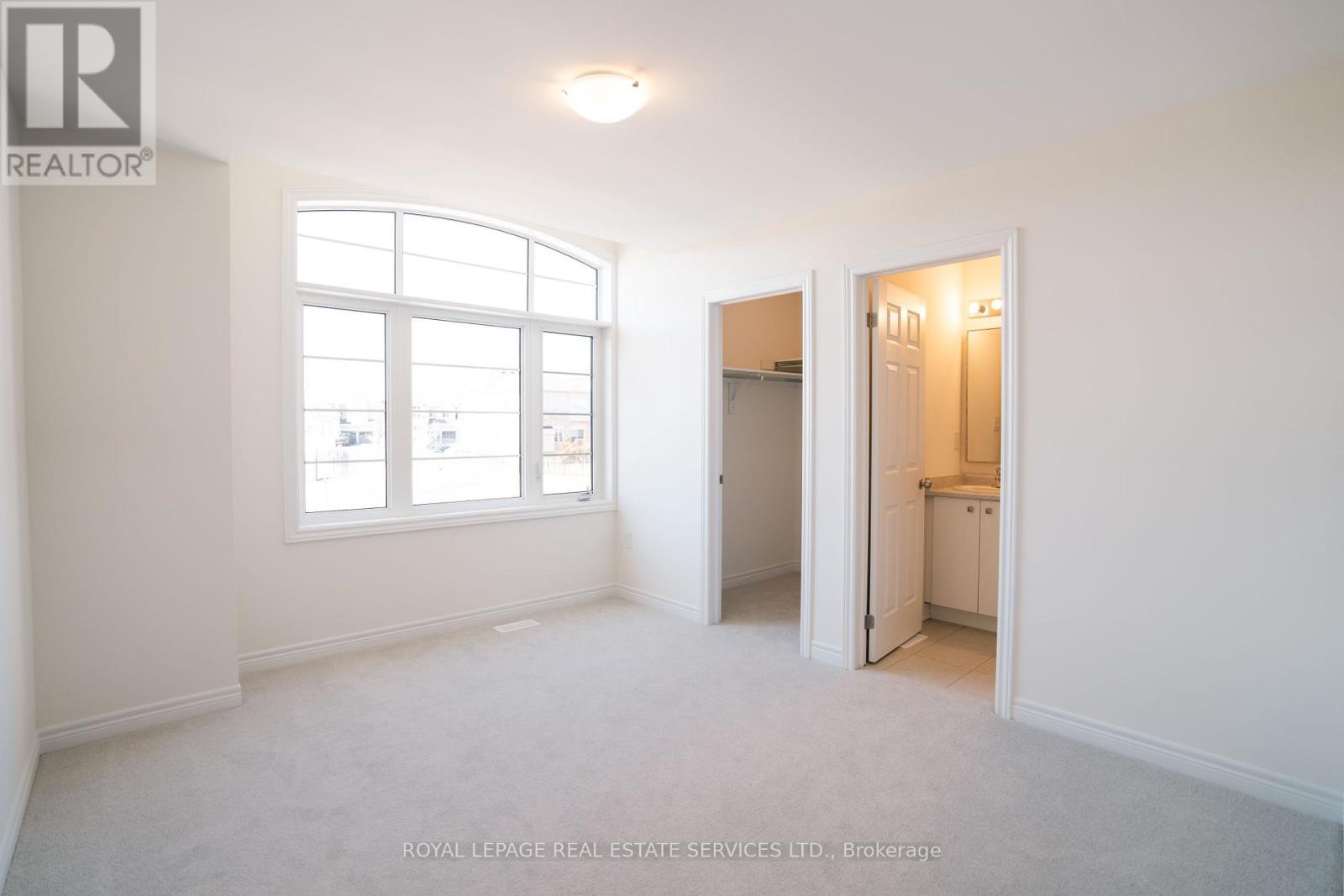












3930 LEONARDO STREET

,
Burlington,




Ontario
L7M0Z8


