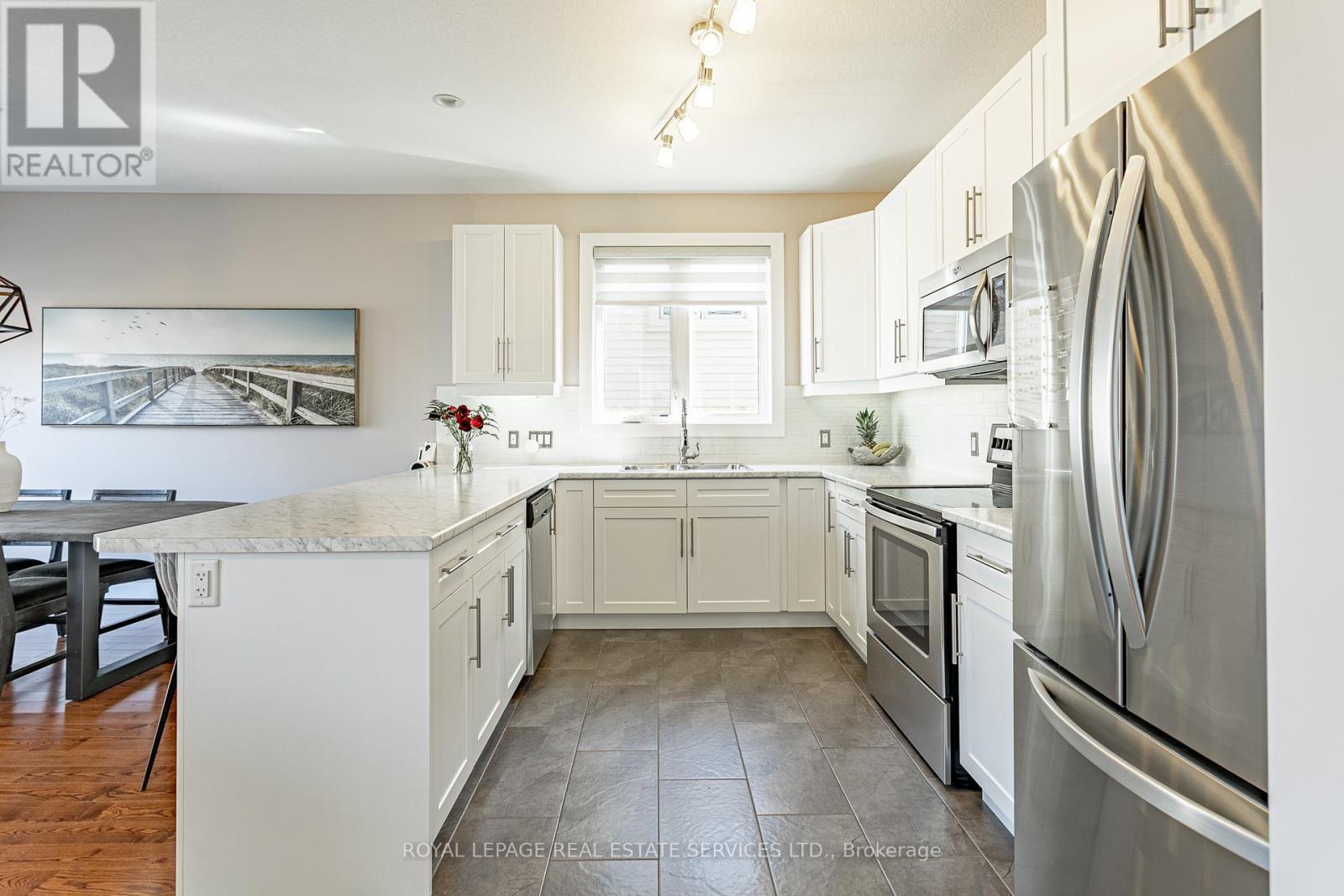 












755 FREEPORT STREET

,
London North,




Ontario
N6G5B1

