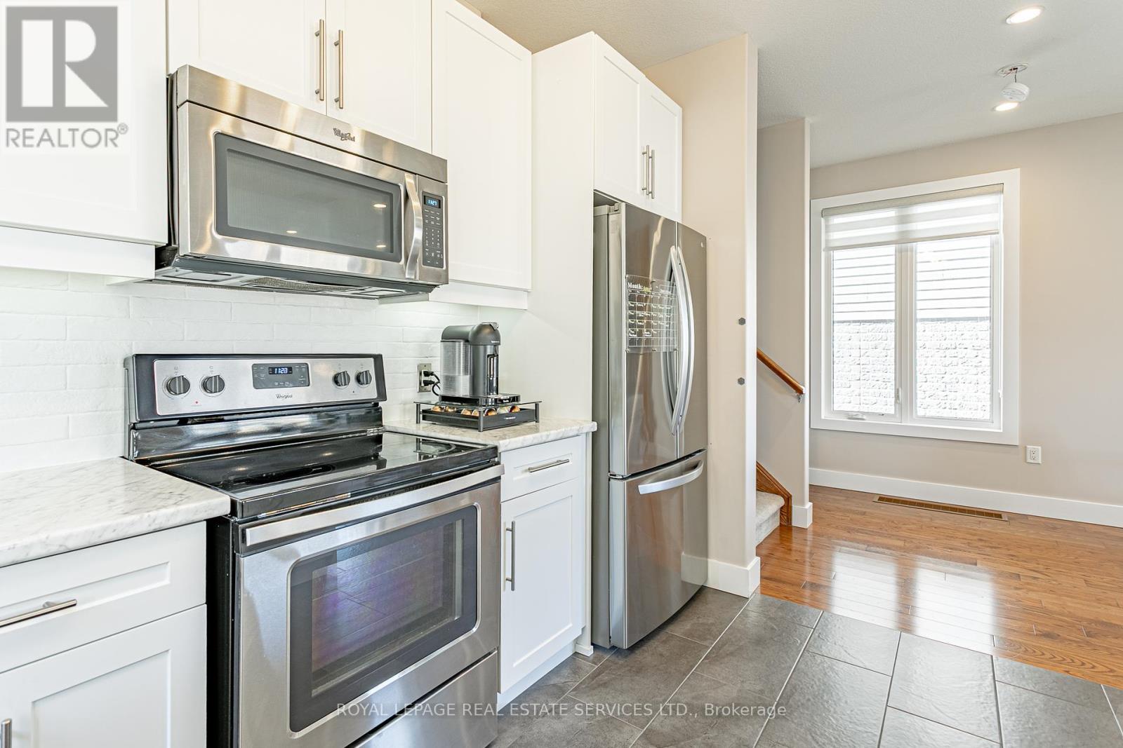 












755 FREEPORT STREET

,
London North,




Ontario
N6G5B1

