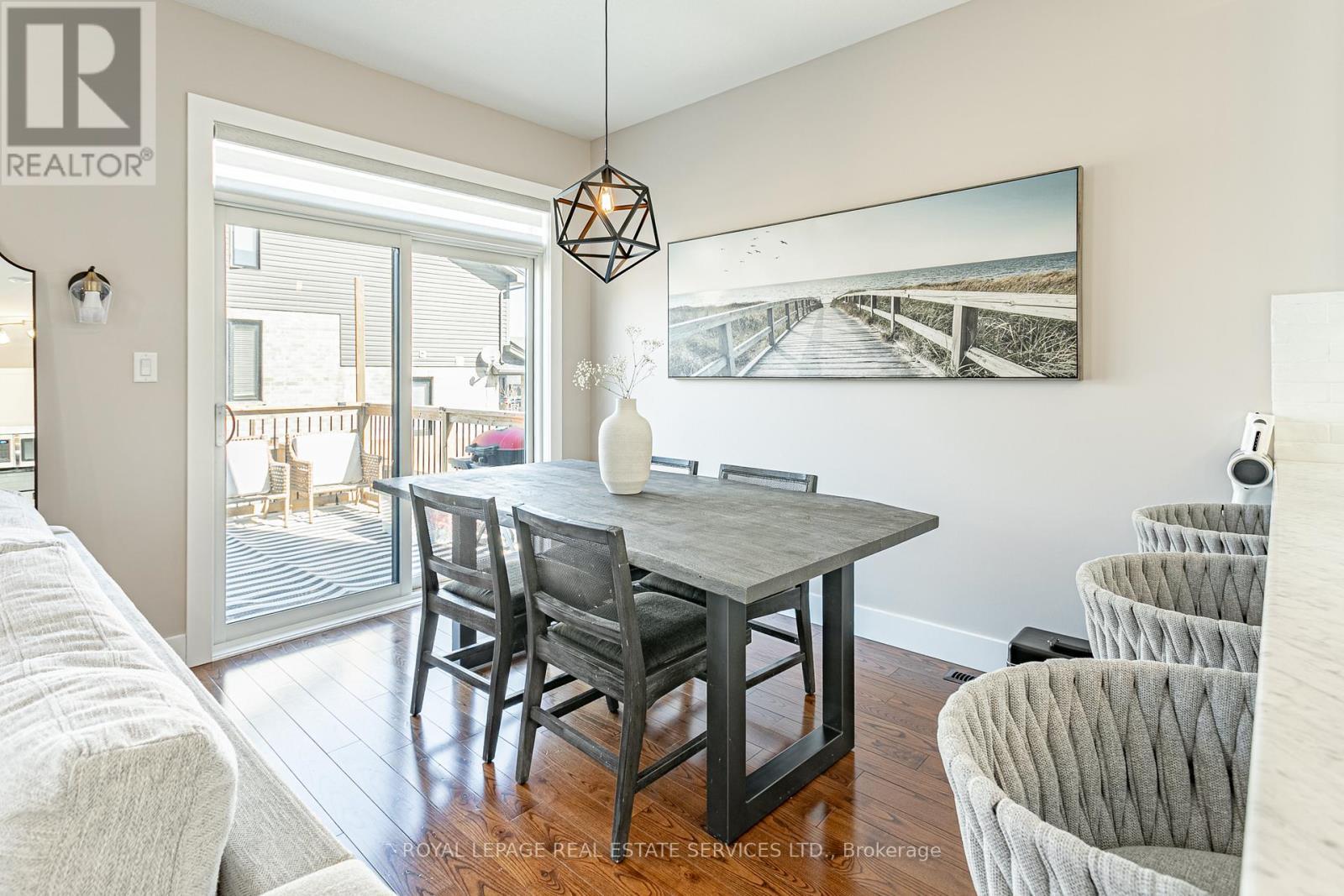 












755 FREEPORT STREET

,
London North,




Ontario
N6G5B1

