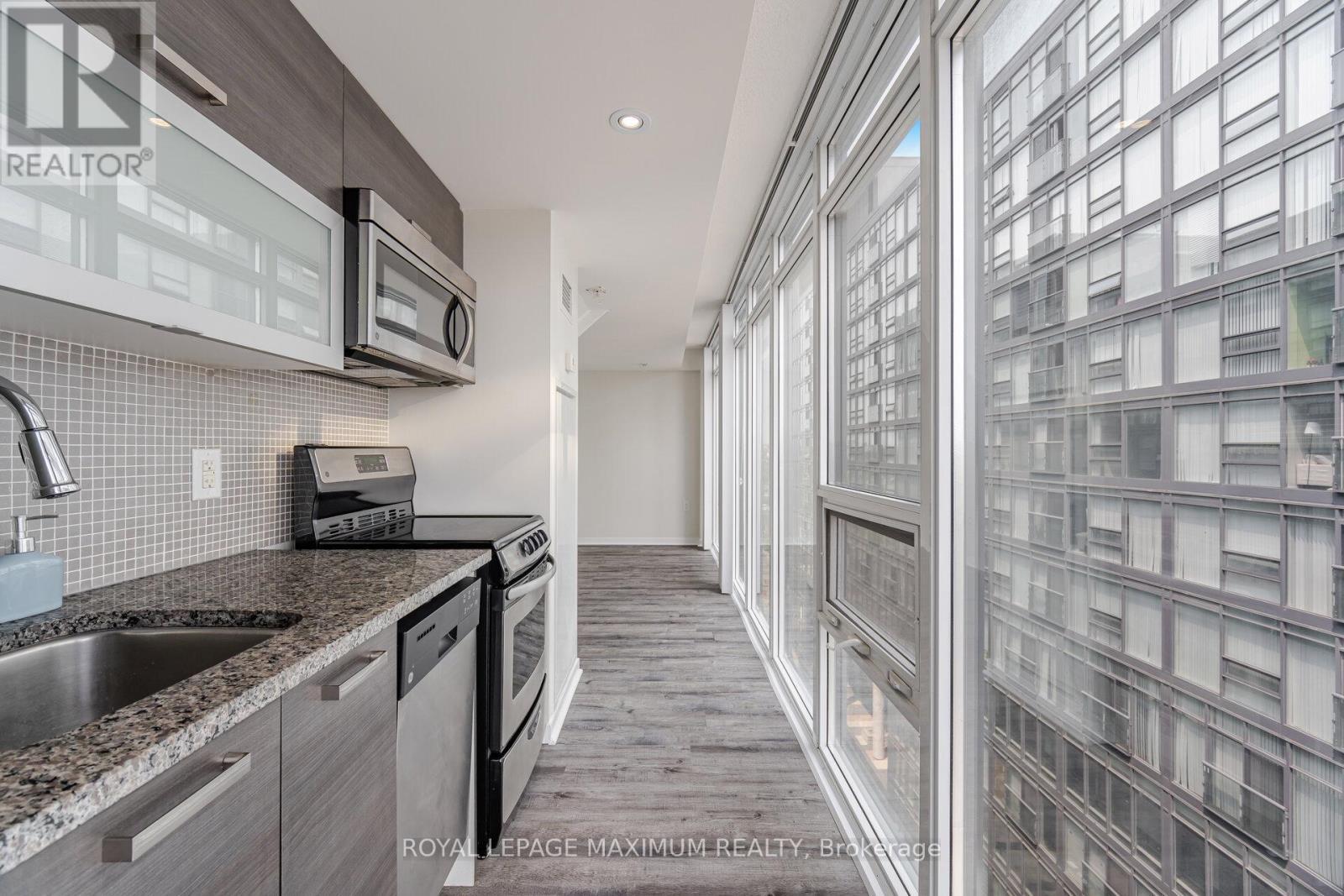 












1908W - 36 LISGAR STREET

,
Toronto,




Ontario
M6J0C7

