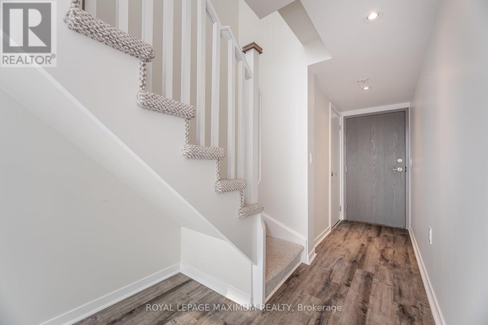 












1908W - 36 LISGAR STREET

,
Toronto,




Ontario
M6J0C7

