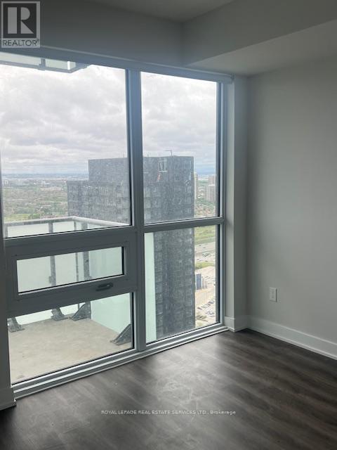 












3910 - 430 SQUARE ONE DRIVE

,
Mississauga,




Ontario
L5B0L6

