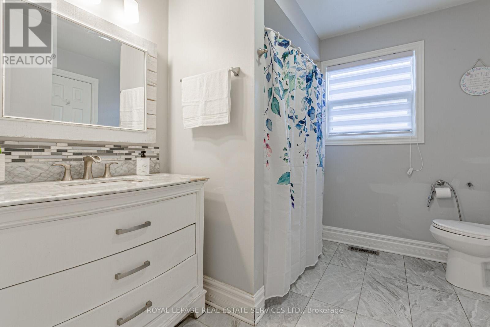 












1536 KIRKROW CRESCENT

,
Mississauga,




Ontario
L5M3Y8

