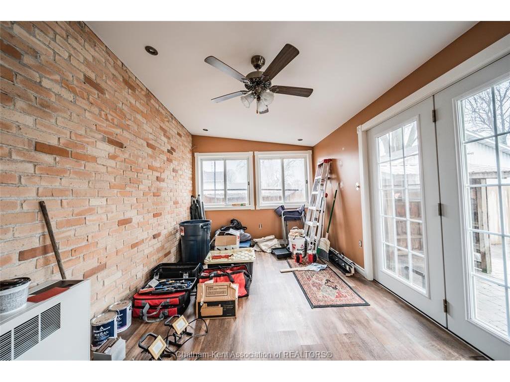 









26


Kendall

Street,
Chatham,




ON
N7M 2X5

