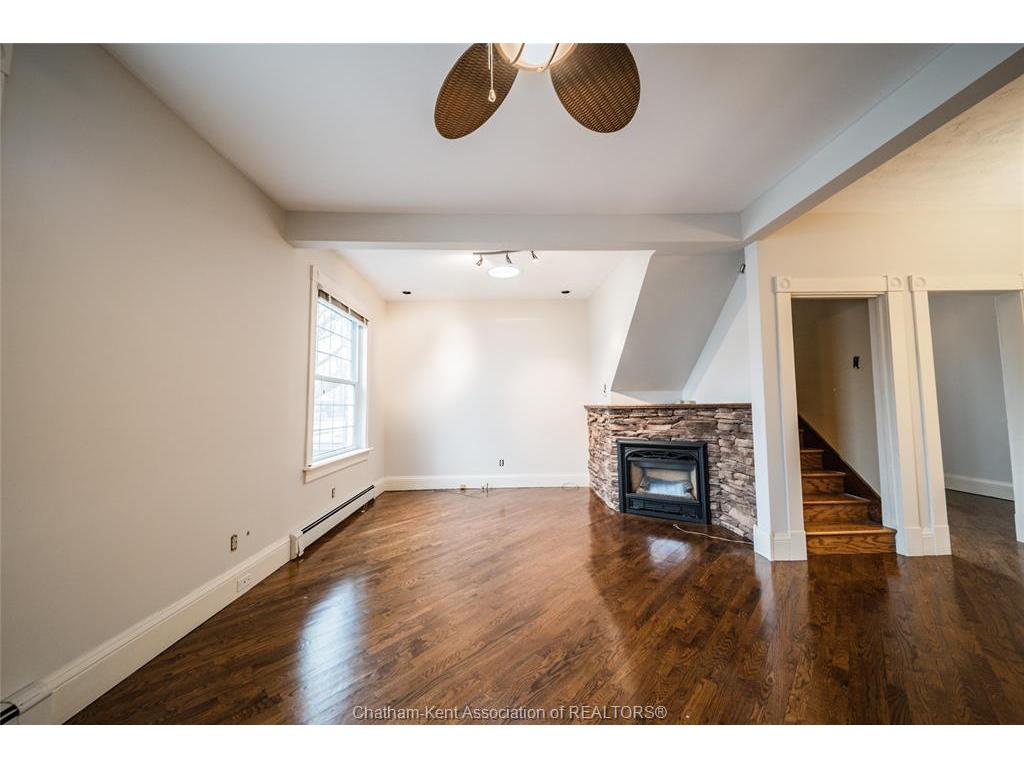 









26


Kendall

Street,
Chatham,




ON
N7M 2X5

