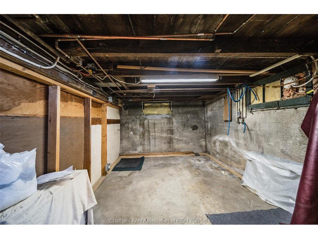 









26


Kendall

Street,
Chatham,




ON
N7M 2X5

