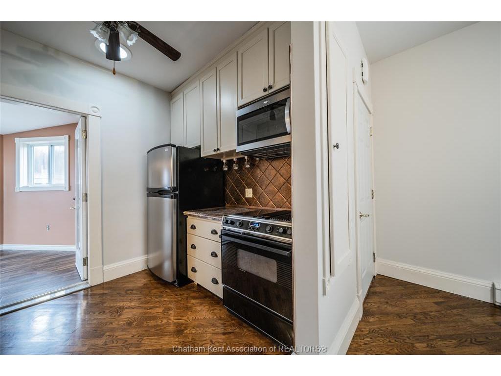 









26


Kendall

Street,
Chatham,




ON
N7M 2X5

