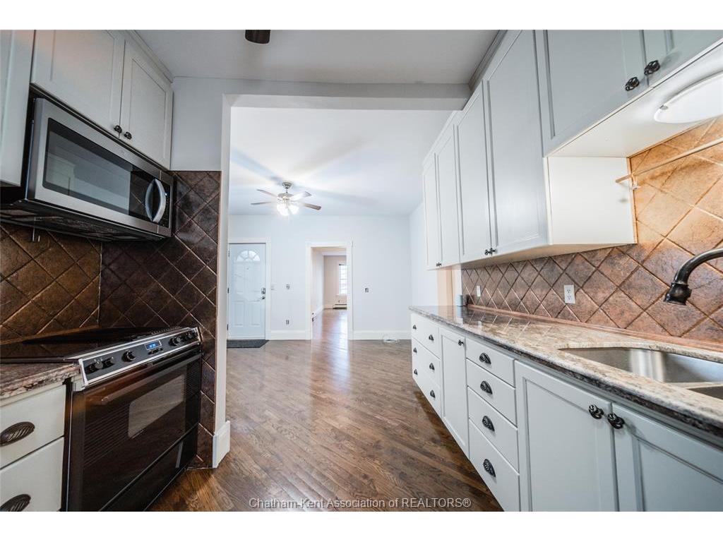 









26


Kendall

Street,
Chatham,




ON
N7M 2X5

