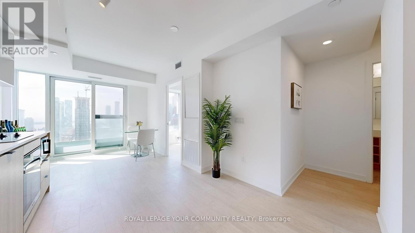 












3812 - 252 CHURCH STREET

,
Toronto,




Ontario
M5B0E6

