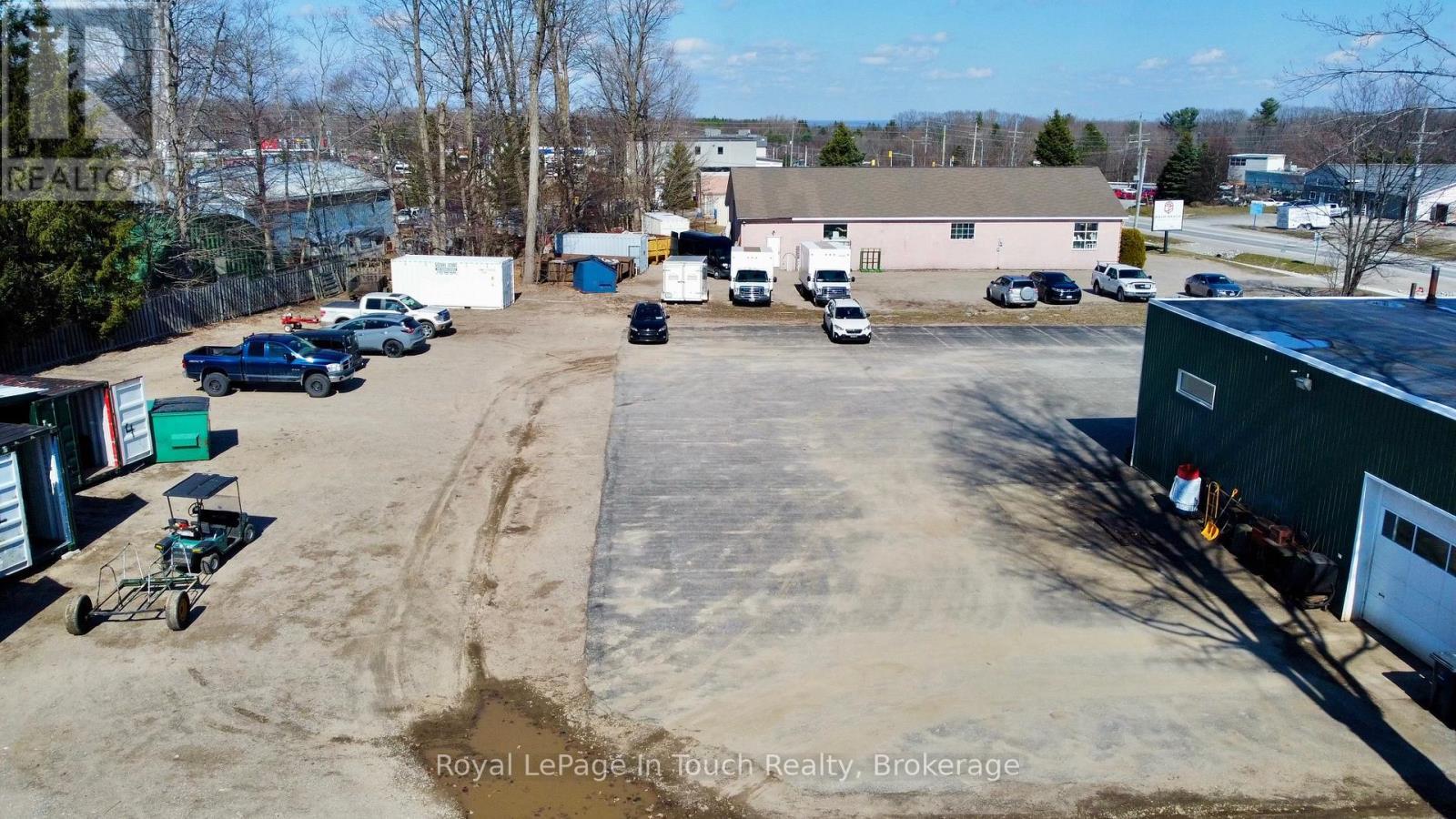 












750 BALM BEACH ROAD E

,
Midland,




Ontario
L4R4K4

